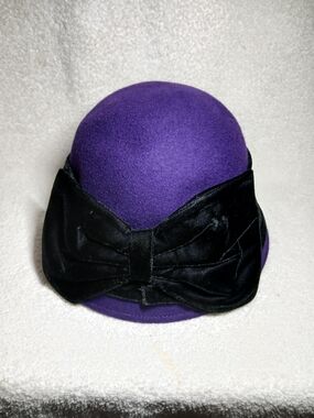 Purple Felt Cloche Wool Hat with Black Bow - Women's Accessory
